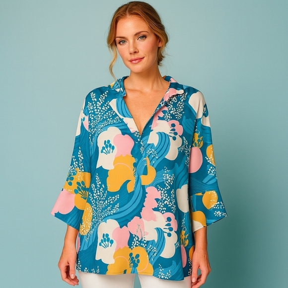 Tuckernuck Tops - TUCKERNUCK Riviera Floral Willow Blouse Top‎ Collared
3/4 Sleeve Size XS